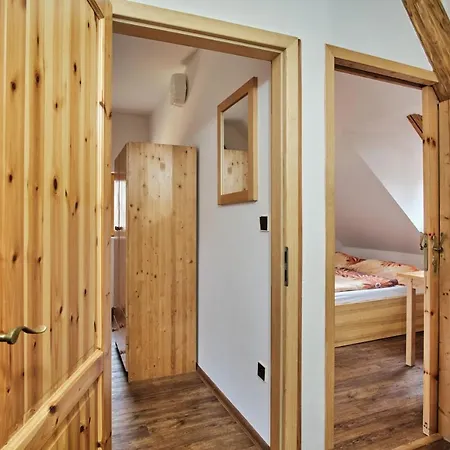 Strnadovský Mlýn 3* Jesenice (Pribram)