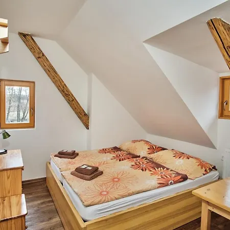 Strnadovsky Mlyn 3*