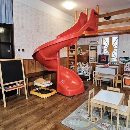 Strnadovsky Mlyn 3*