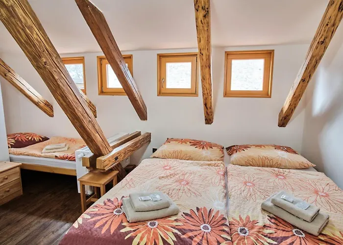 Strnadovský Mlýn 3* Jesenice (Pribram)