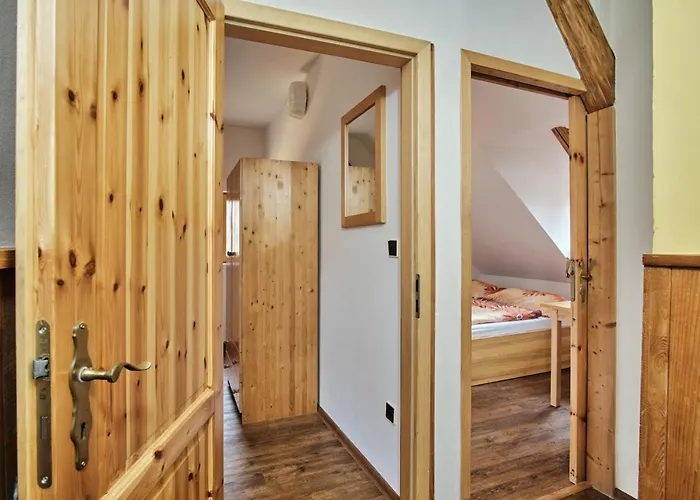Strnadovský Mlýn 3* Jesenice (Pribram)